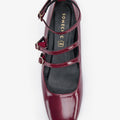 BAILARINAS JULY BURDEOS - SOMECHIC