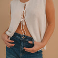 Chaleco Punto Lazos Blanco - SOMECHIC