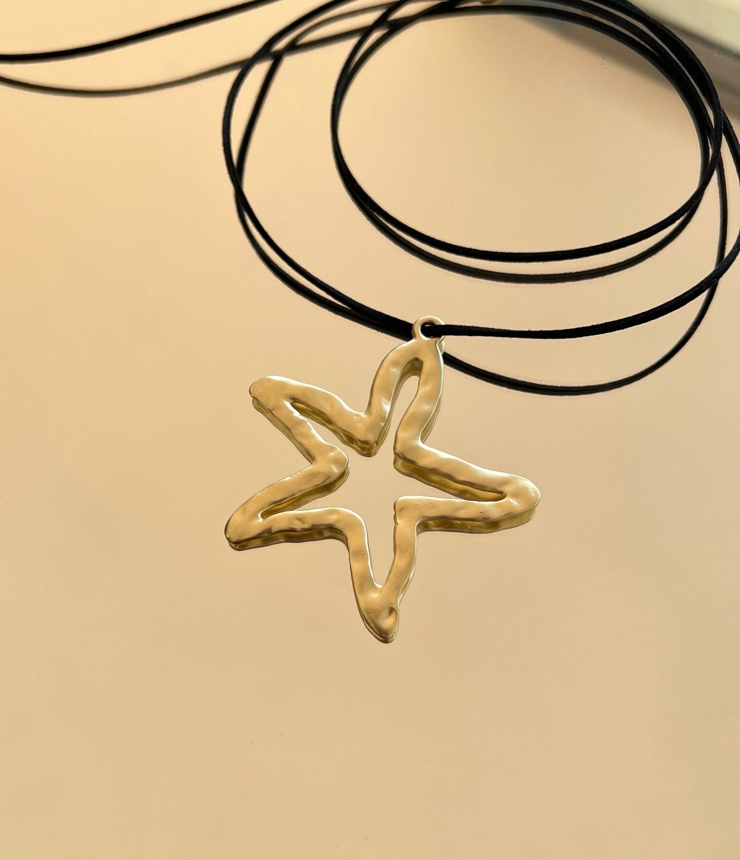 NECKLACE ZIRA STAR - SOMECHIC