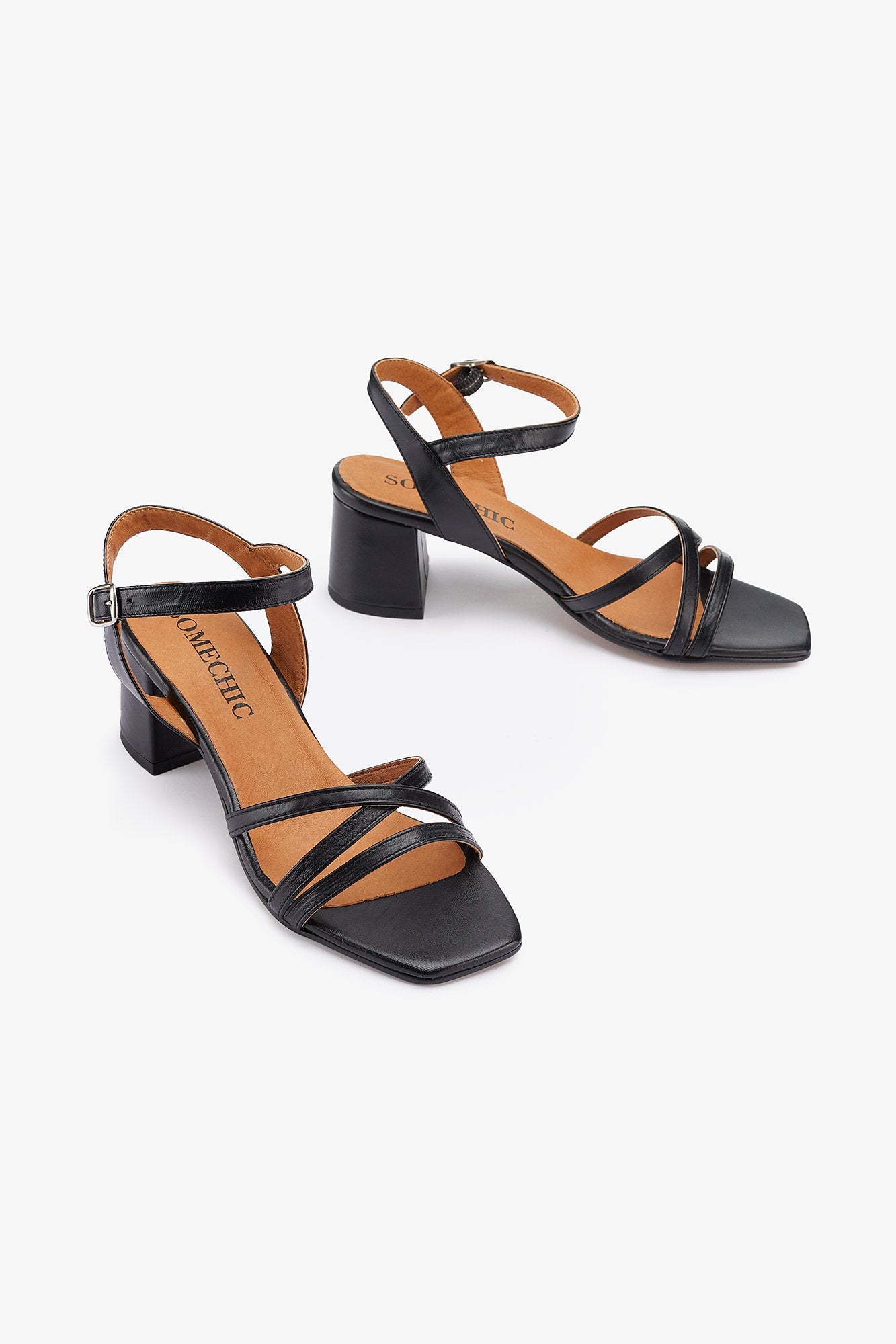 SANDALIAS RUBY NEGRO - SOMECHIC